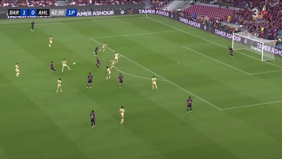 巴萨2-0领先！拉菲尼亚造点，自己主罚命中扩大领先！